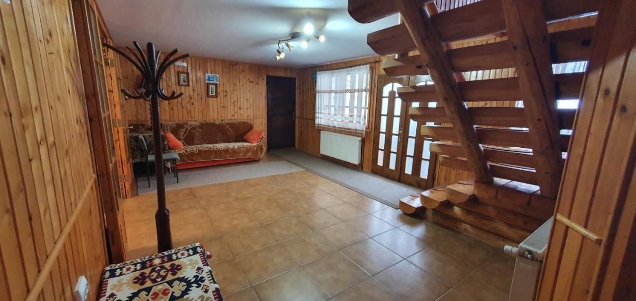 Casa De Vacanta Silvia Мэнэстиря-Гуморулуй Экстерьер фото