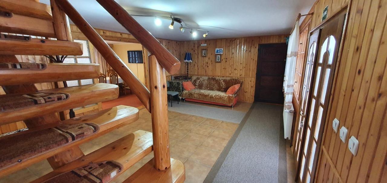 Casa De Vacanta Silvia Мэнэстиря-Гуморулуй Экстерьер фото