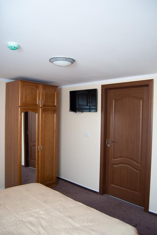 Casa De Vacanta Silvia Мэнэстиря-Гуморулуй Экстерьер фото