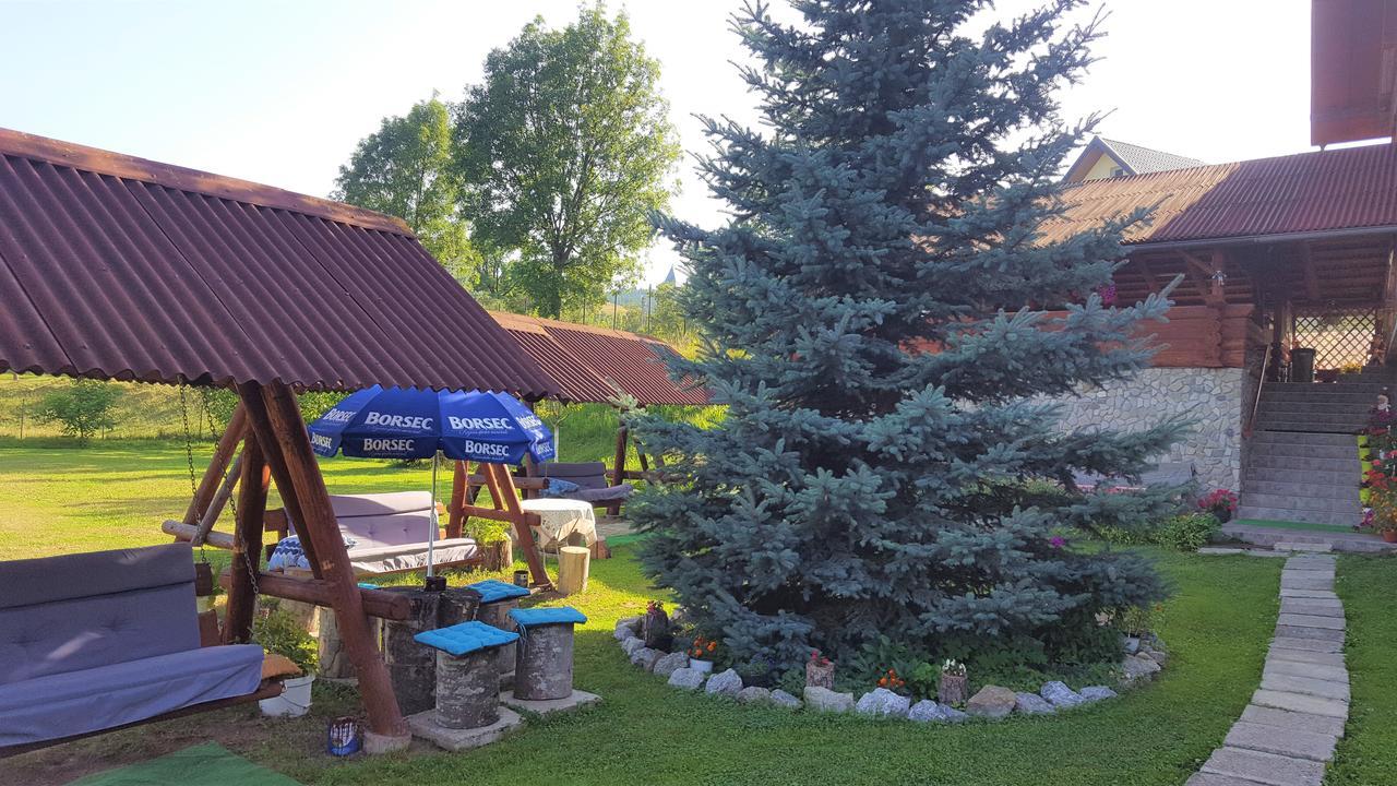 Casa De Vacanta Silvia Мэнэстиря-Гуморулуй Экстерьер фото